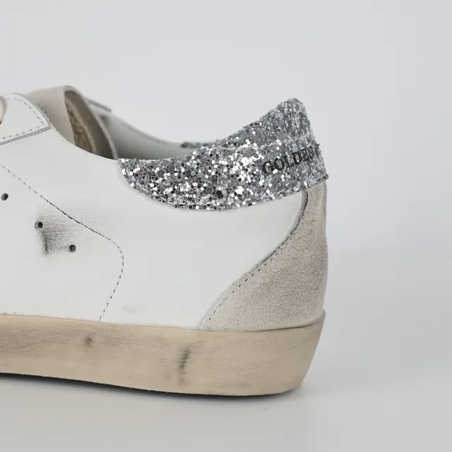 Golden Goose Superstar Branco Prata Desgastado Solado de borracha Brilhante Etiqueta de calcanhar Tênis lifestyle 4