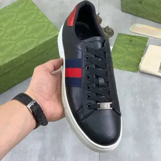 حذاء غوتشي Ace أسود جلد ويب ستريب ستايل لايف ستايل