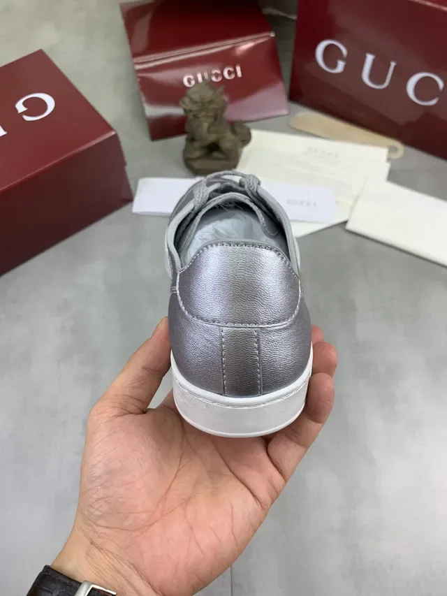 Gucci Ace Tênis Lifestyle Prata Metálica Listra Web 3