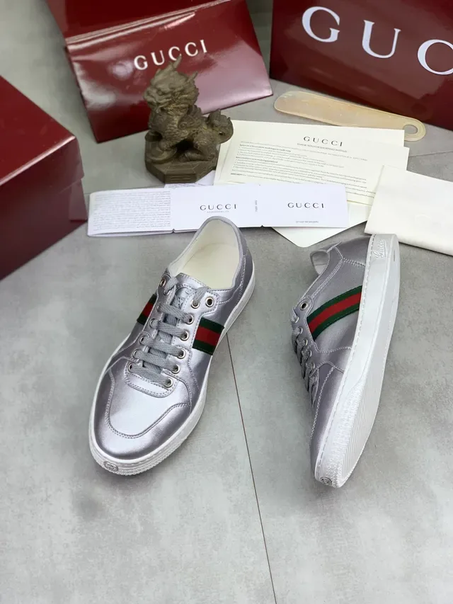 Gucci Ace Tênis Lifestyle Prata Metálica Listra Web 5
