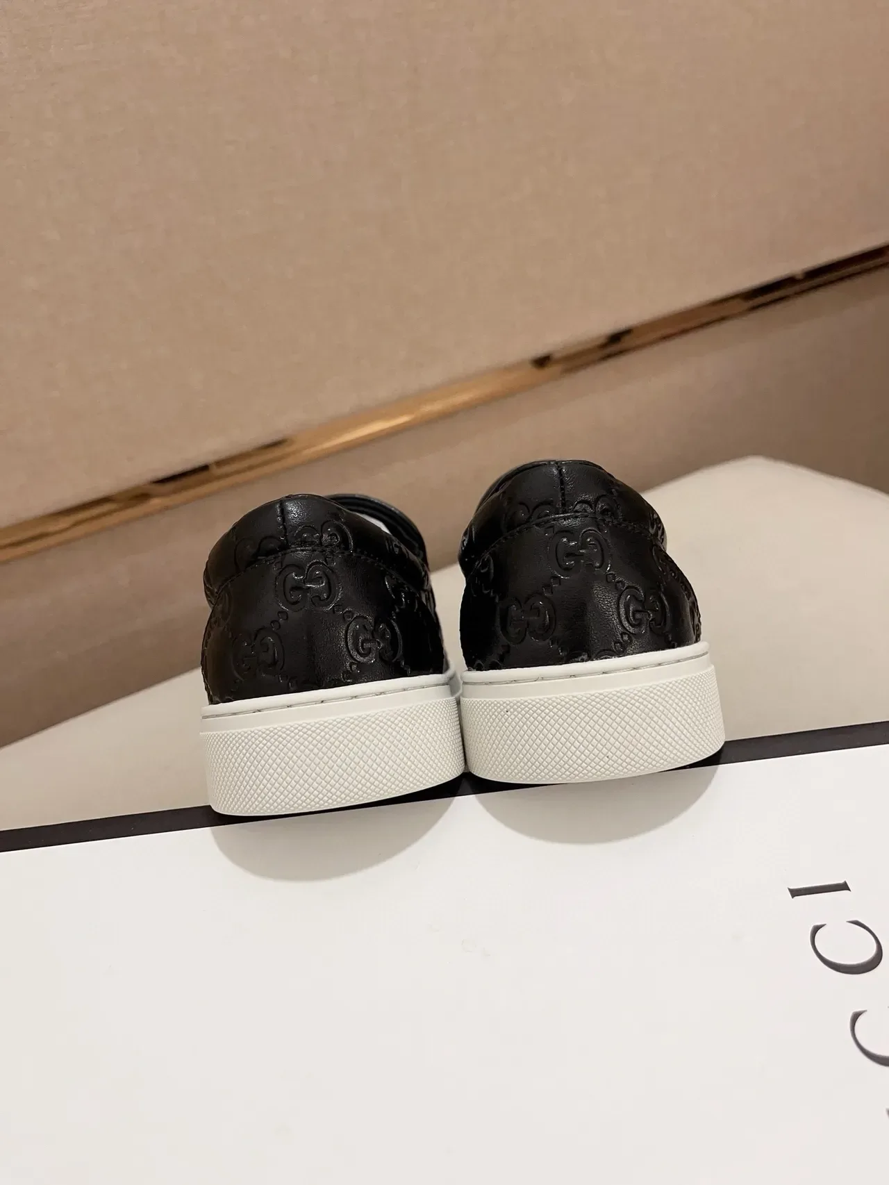 Gucci Ace Slip-On Noir GG Monogram Cuir Lifestyle Sneakers 3