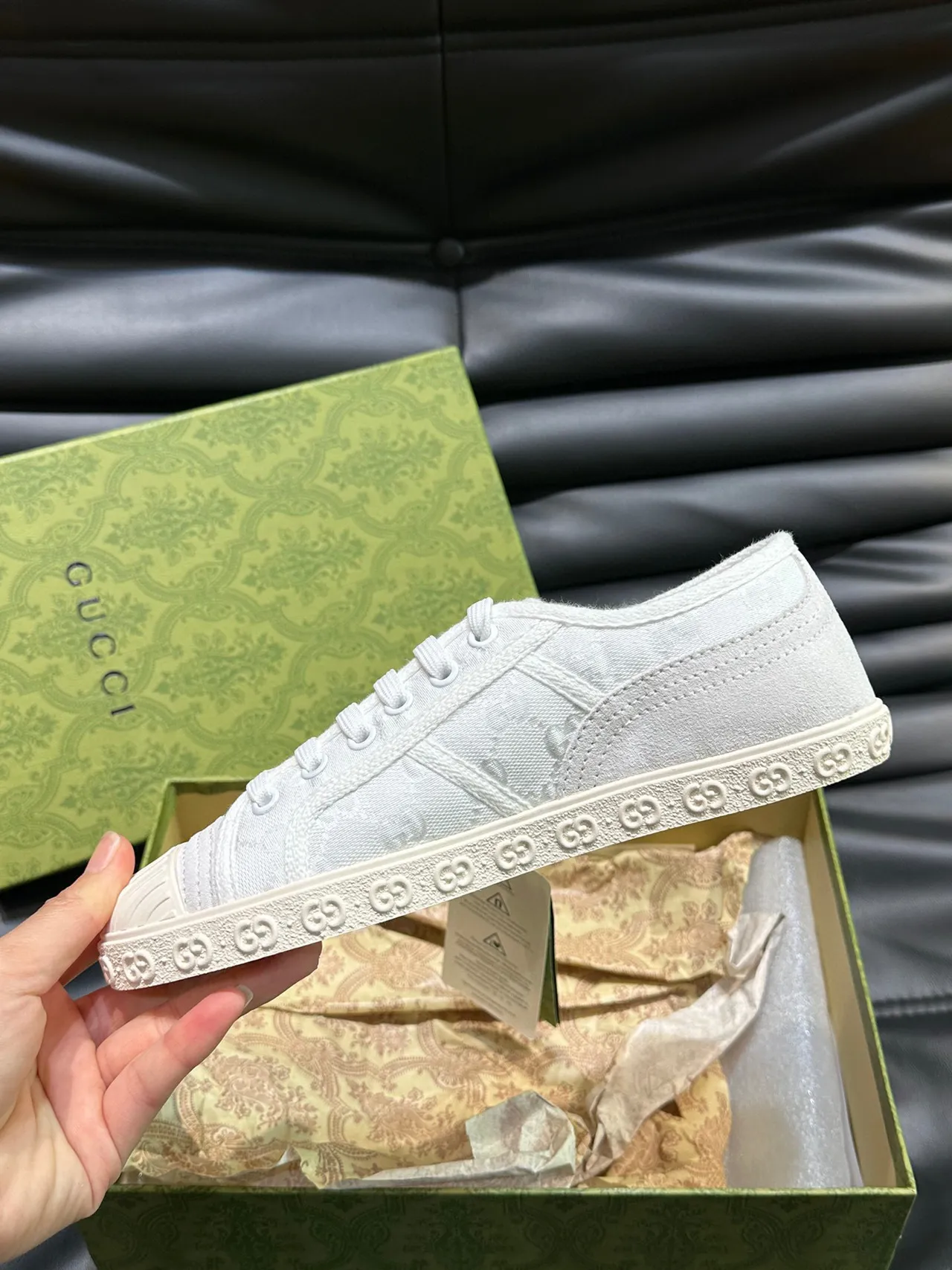 Gucci Ace White Canvas Low-Top Lifestyle Sneakers 6