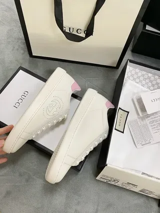 Gucci Ace White Pink Perforated Double-G Logo Leather Upper Lifestyle Sneakers 2
