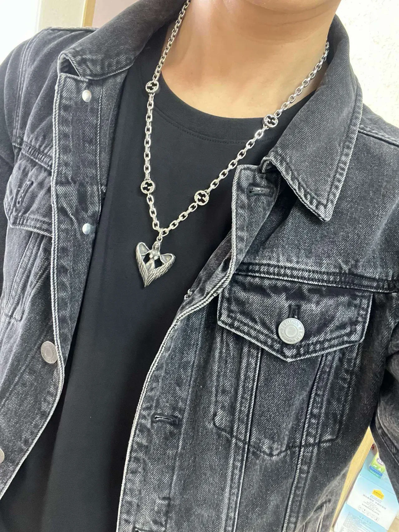 Gucci Angel Wing Heart Pendant Necklace 5