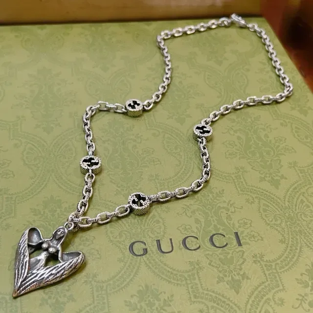 Gucci Angel Wing Heart Pendant Necklace 9