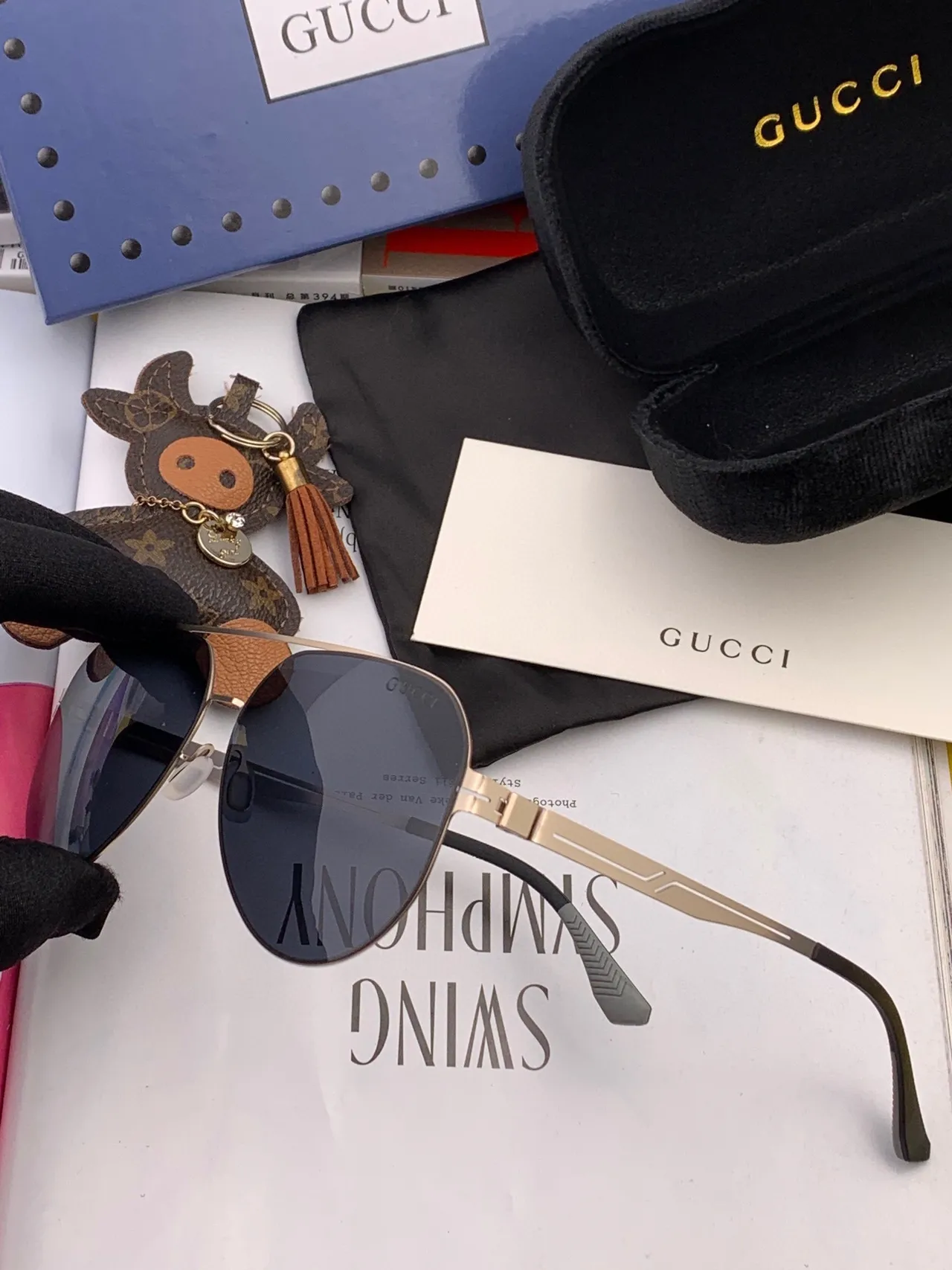 Gucci Aviator Black Gray Silhouette Thin Metal Frame Sunglasses 9