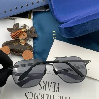 Gucci Aviator-Style Thin Metal Frame Gradient Gray Sunglasses