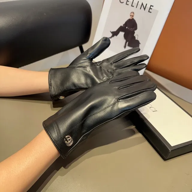 Gucci Black Gold Smooth Interlocking G Hardware Leather Gloves 3