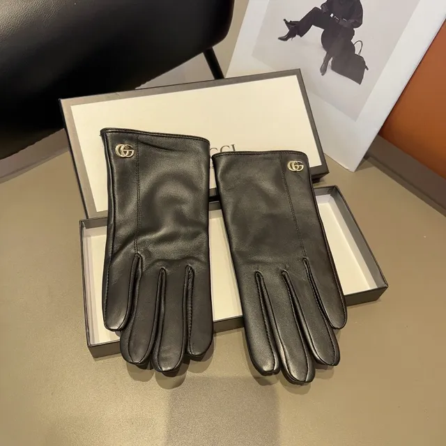Gucci Black Gold Smooth Interlocking G Hardware Leather Gloves 5