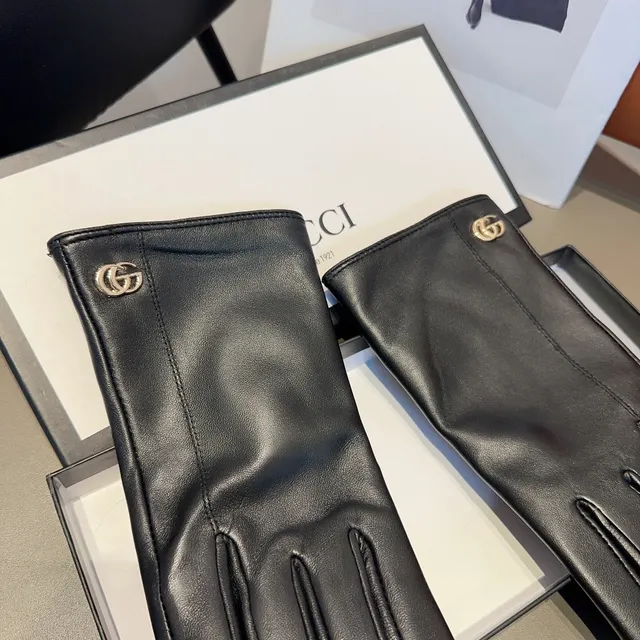Gucci Black Gold Smooth Interlocking G Hardware Leather Gloves 7