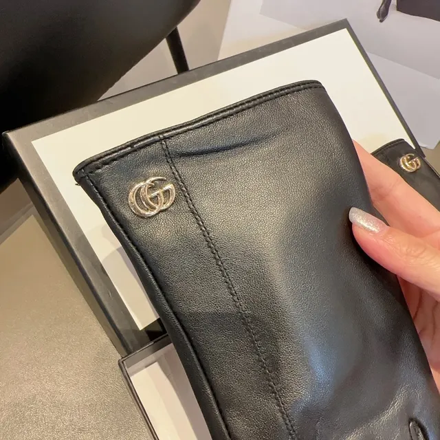 Gucci Black Gold Smooth Interlocking G Hardware Leather Gloves 8