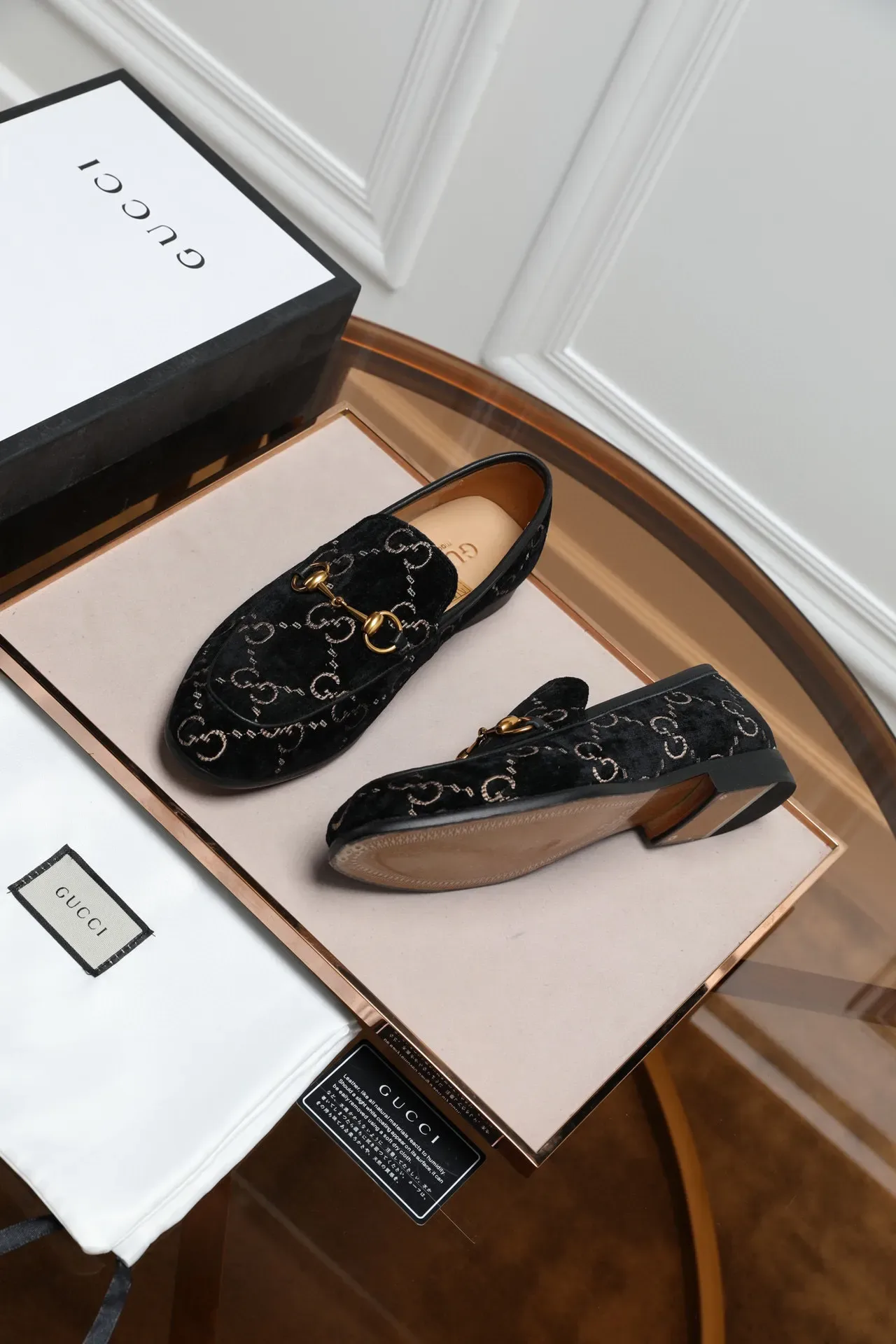 Gucci Mocassin Noir Or Velours Supérieur GG Monogram Print 9