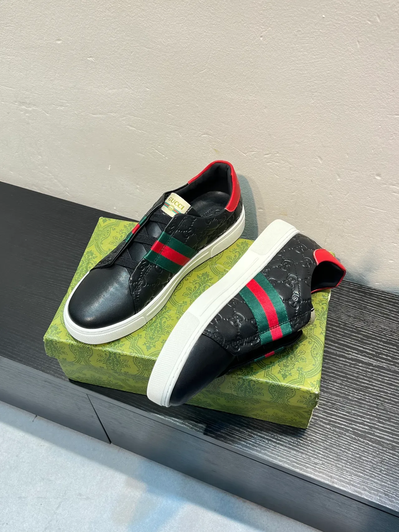 Gucci Black Red Embossed GG Leather Web Stripe Detail Lifestyle Sneakers 4