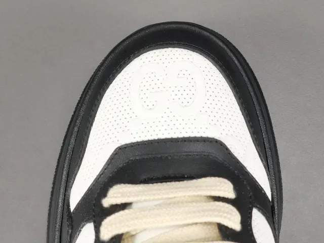 Gucci Black White Platform Sole Perforated Leather Lifestyle Sneakers 15