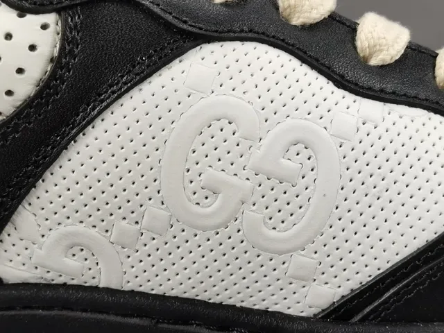 Gucci Black White Platform Sole Perforated Leather Lifestyle Sneakers 18