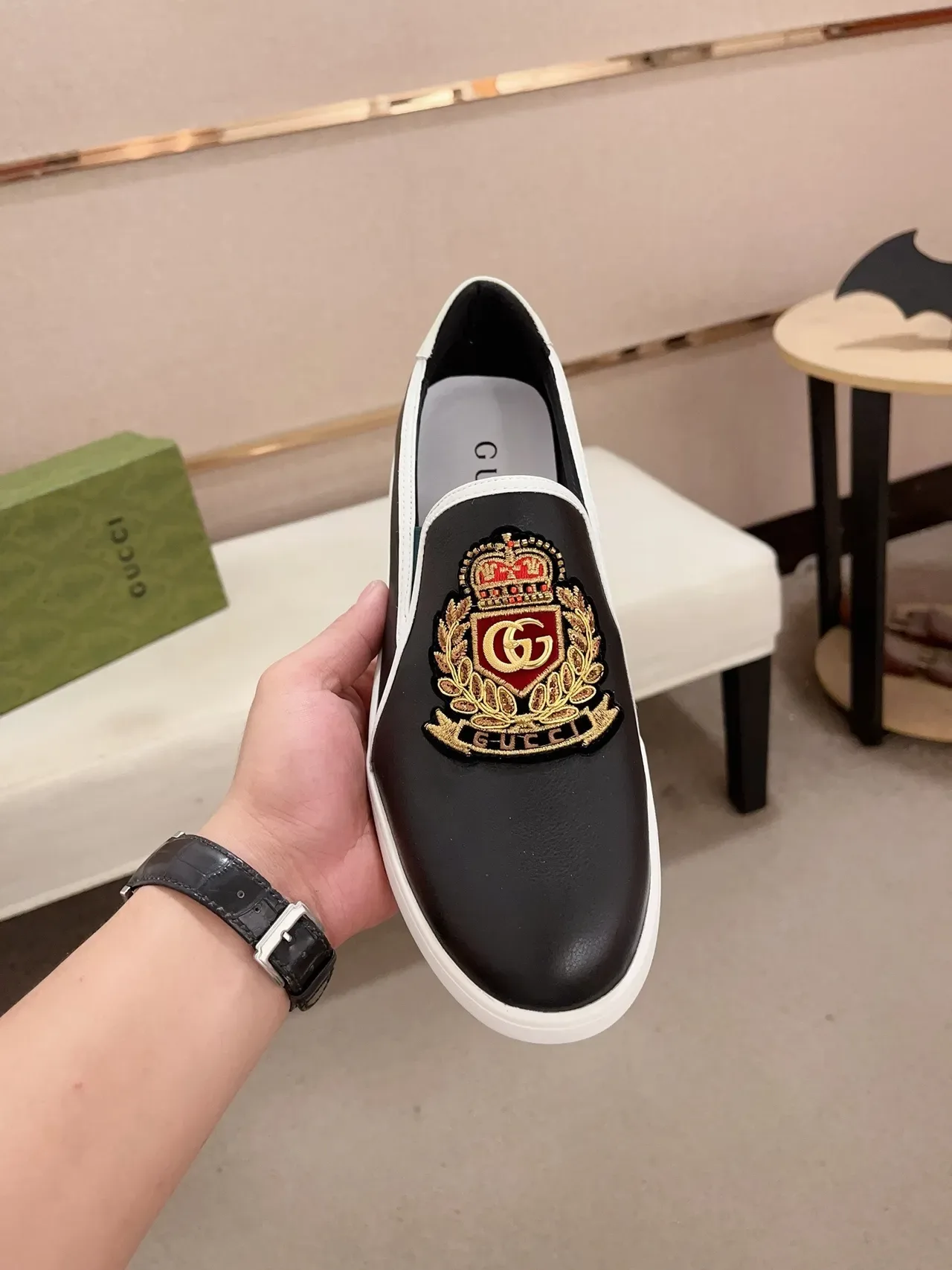 Gucci Black White Slip-On Construction Embroidered Heraldic Crest Lifestyle Sneakers 2