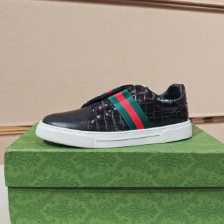 Gucci Black White Slip-On Croc-Embossed Leather Lifestyle Sneakers