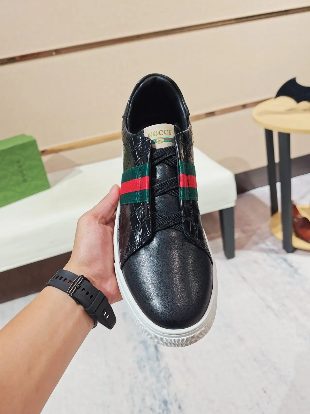 Gucci Black White Slip-On Croc-Embossed Leather Lifestyle Sneakers 6