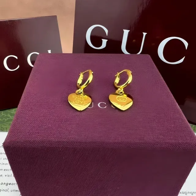 Gucci Blind for Love Gold Silver Heart-Shaped Dangle Earrings 4