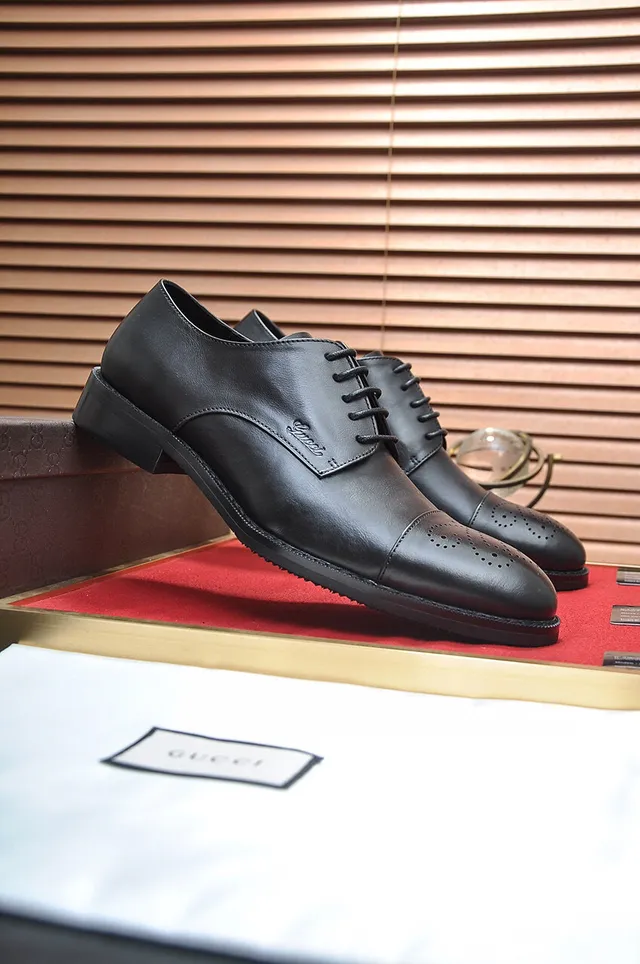 Gucci Cap-Toe Brogue Oxford Shoes 3