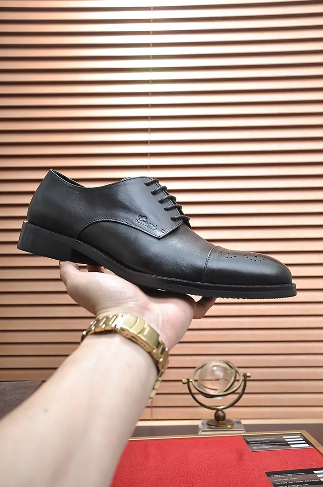 Gucci Cap-Toe Brogue Oxford Shoes 4
