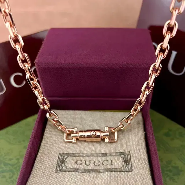 Gucci Chunky Curb Chain Silver Bracelet 7