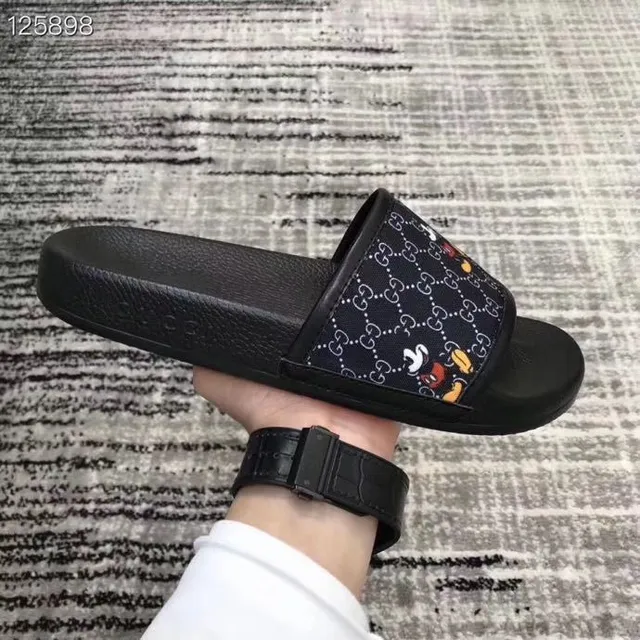 Gucci Disney Collaboration Interlocking GG Mickey Mouse Slipper 4
