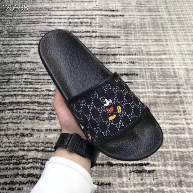 Gucci Disney Collaboration Interlocking GG Mickey Mouse Slipper 5
