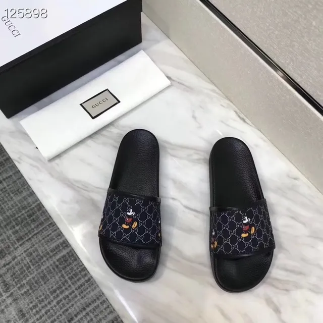 Gucci Disney Collaboration Interlocking GG Mickey Mouse Slipper 6