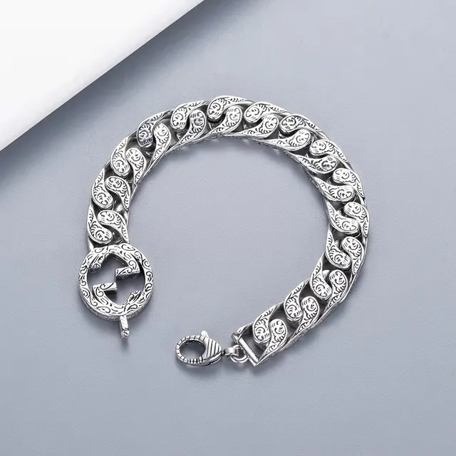 Gucci Double G Engraved Curb-Link Silver Bracelet 4