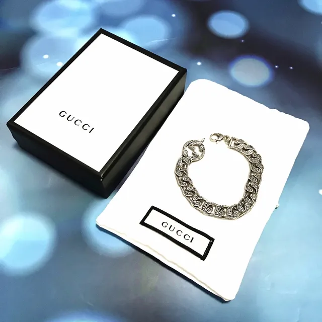 Gucci Double G Engraved Curb-Link Silver Bracelet 9