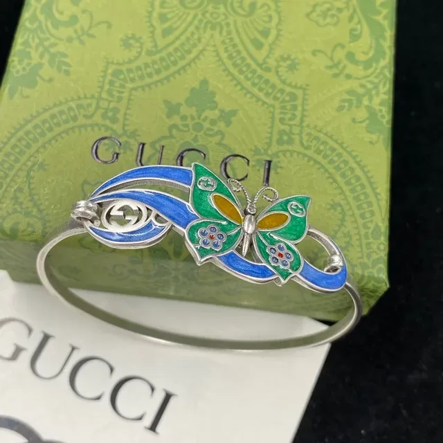 Gucci Enamel Butterfly Motif Gold-Tone Bangle Bracelet 5