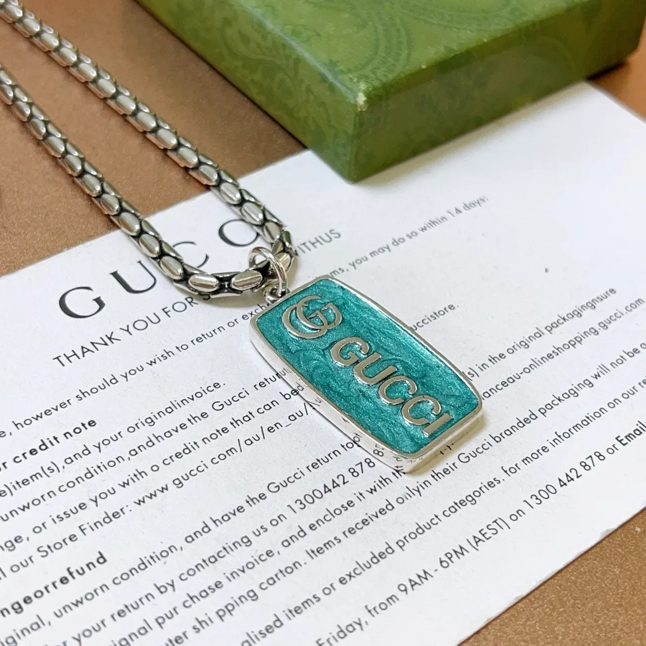 Gucci Enamel Tag Pendant Silver Green Snake-Link Chain Necklace 9