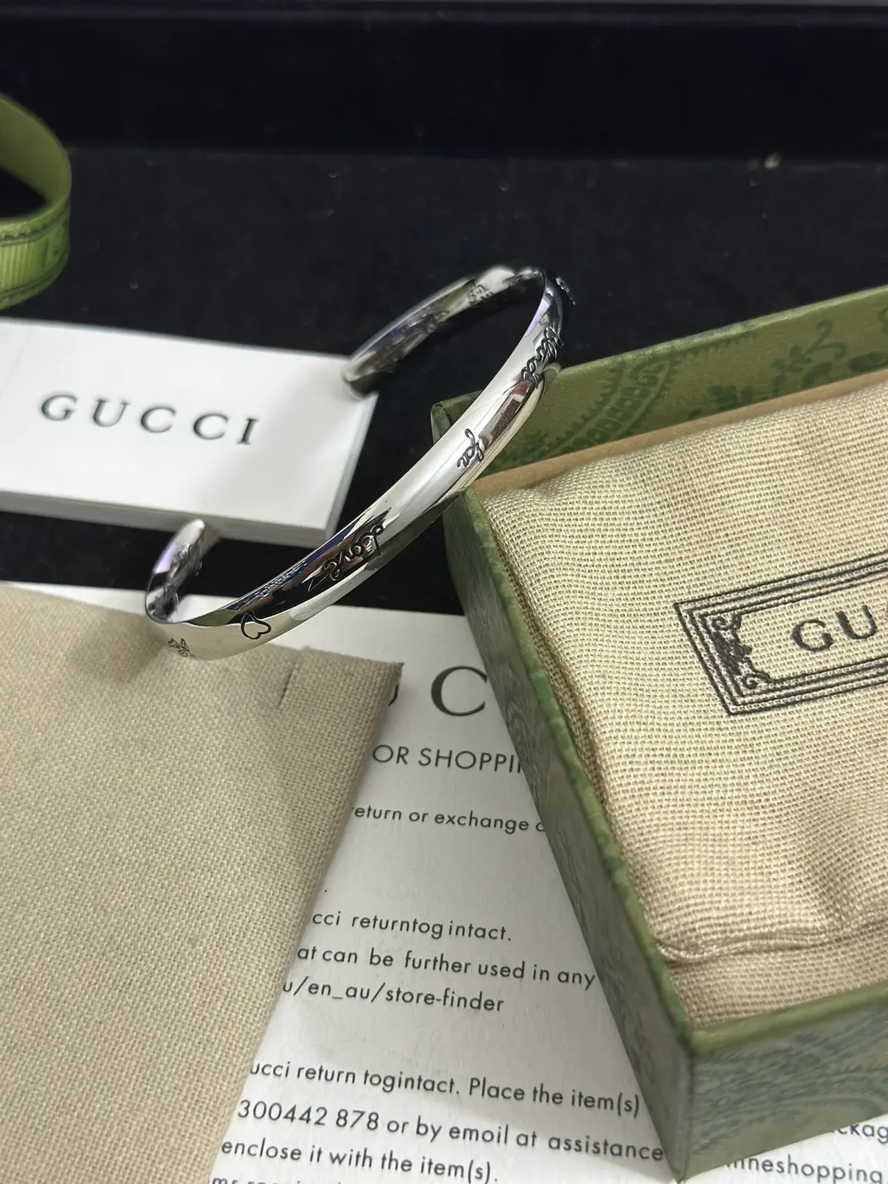 Gucci For Love Engraved Floral Cuff Bracelets 4