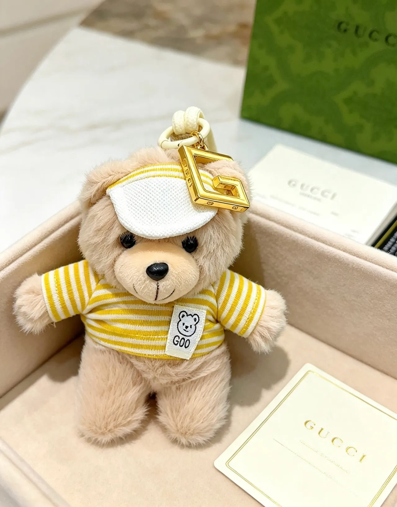 Gucci G.O.O. Beige Yellow Plush Teddy Bear Striped Knit Top Handbag 5