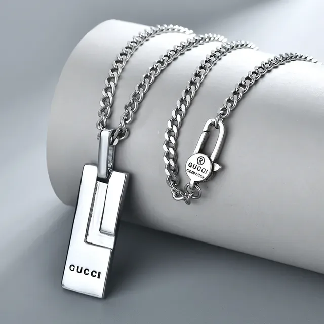 Gucci Geometric Rectangular Pendant Necklace 3