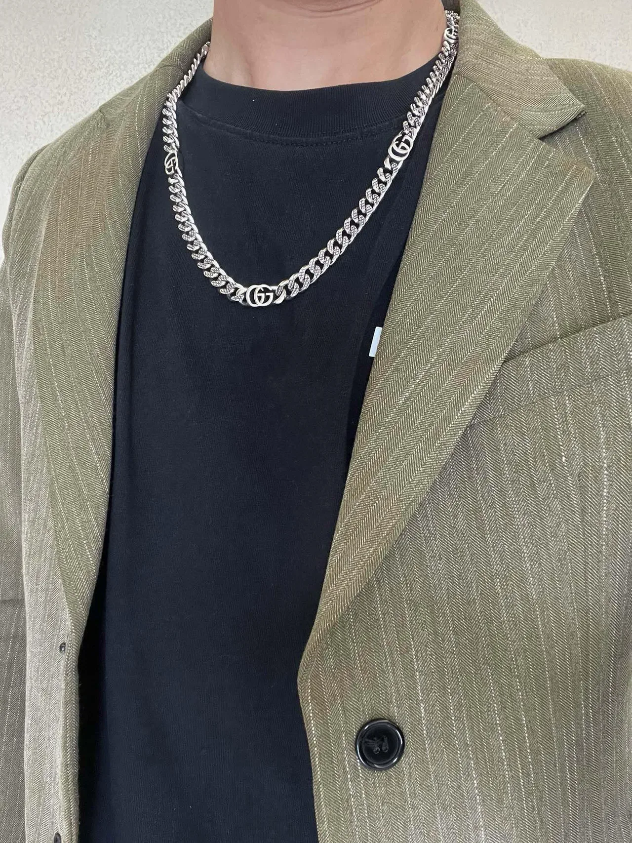 Gucci GG Chain Silver Black Curb-Link Interlocking Logo Medallions Necklace 8