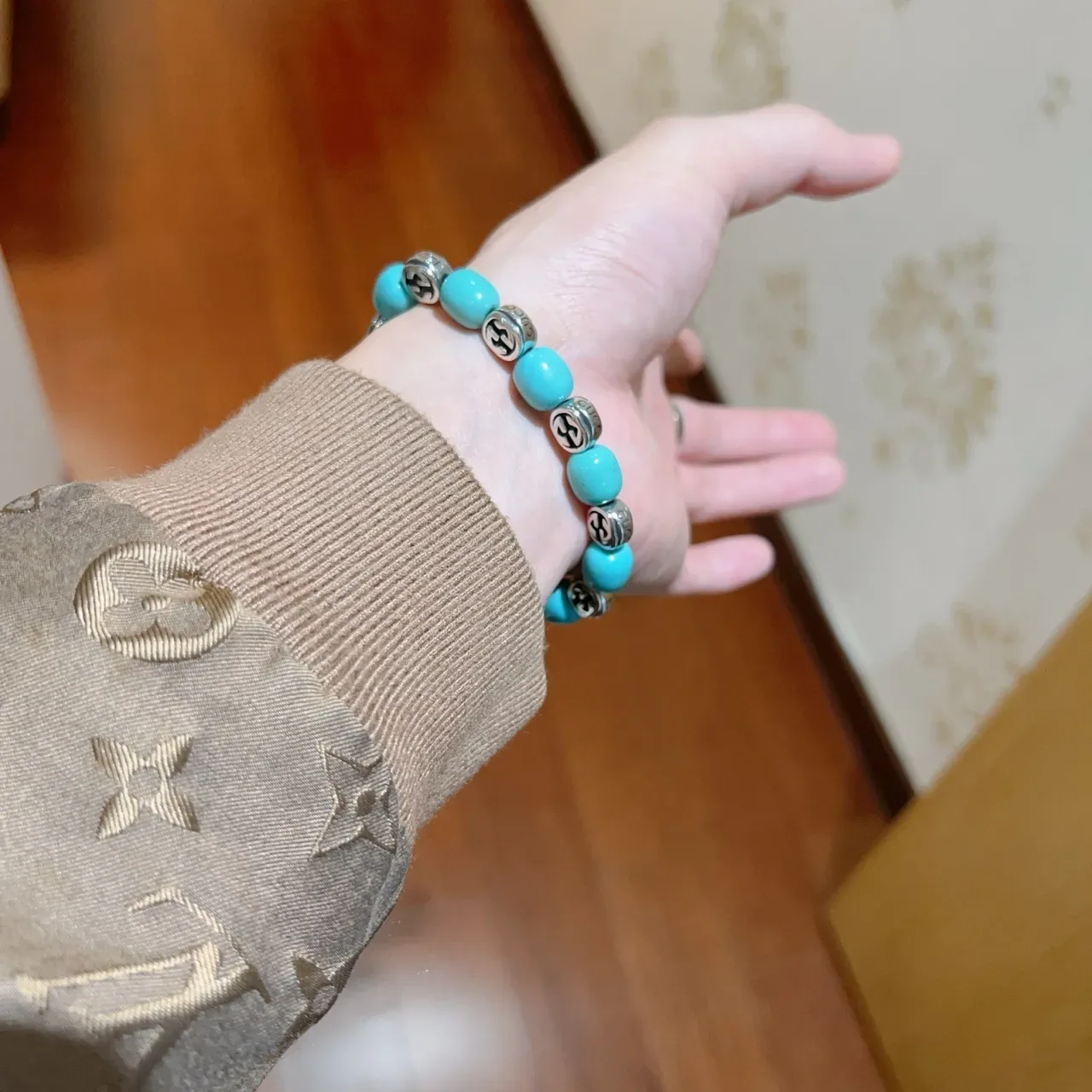 Gucci GG Marmont Beads Turquoise and Silver-Tone Bracelet 7
