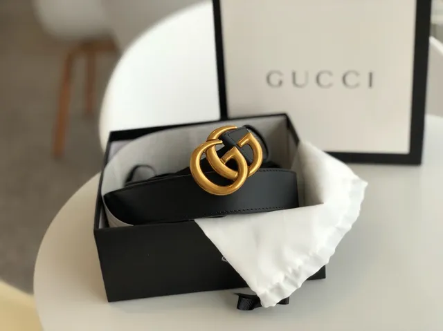 Gucci GG Marmont Black Gold Interlocking G Buckle Smooth Leather Belt 6