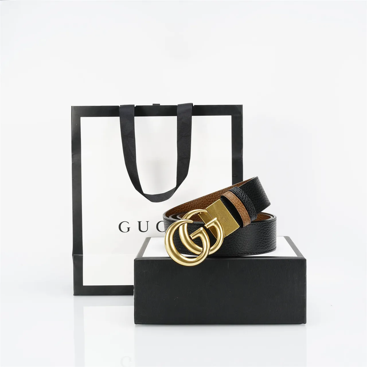 Gucci GG Marmont काले सोने के दानेदार Interlocking G बकले चमड़े की बेल्ट 4