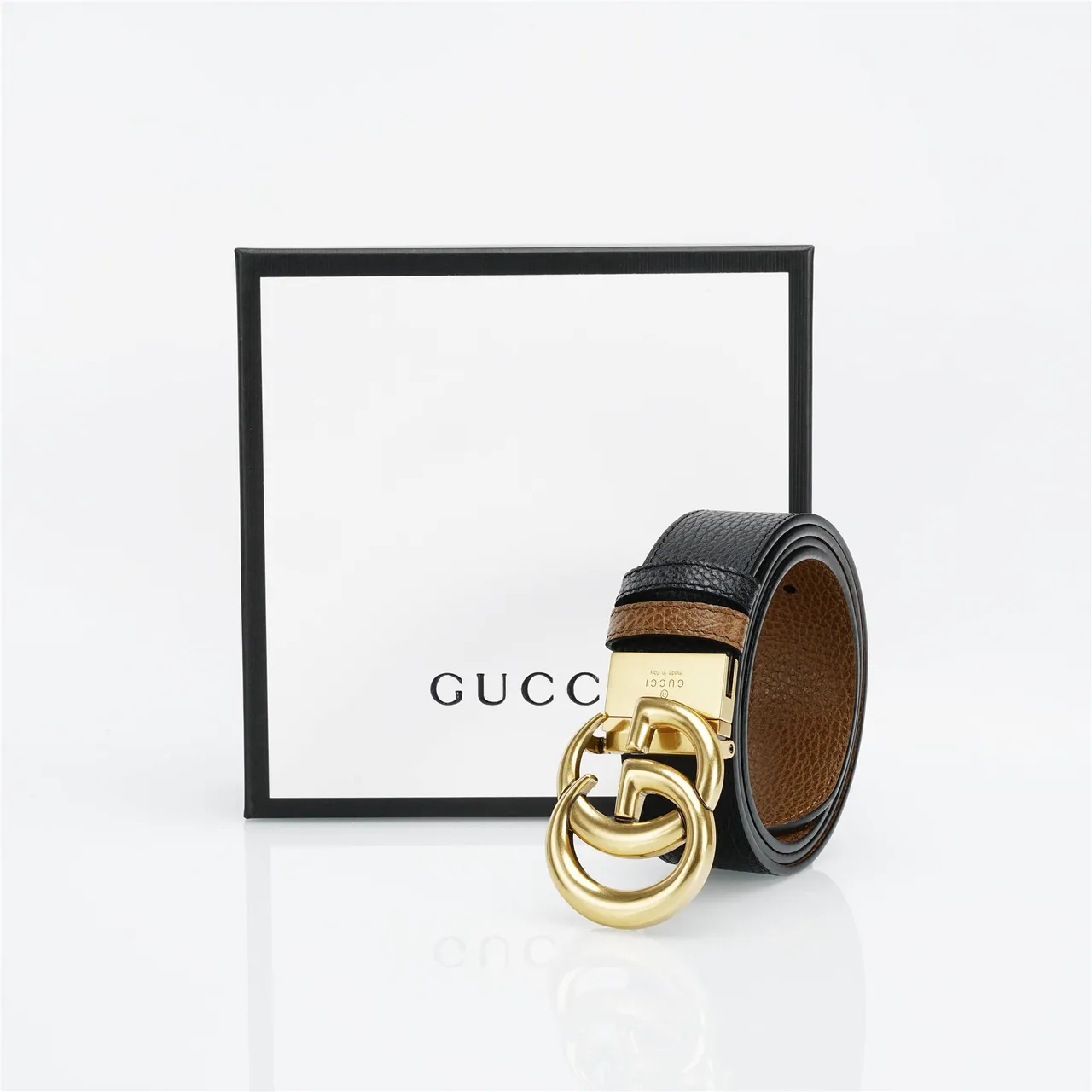 Gucci GG Marmont काले सोने के दानेदार Interlocking G बकले चमड़े की बेल्ट 5