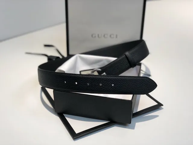 Gucci GG Marmont Black Pebbled Leather Belt 2
