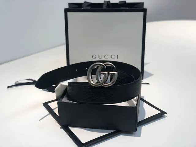 Gucci GG Marmont Black Pebbled Leather Belt 5
