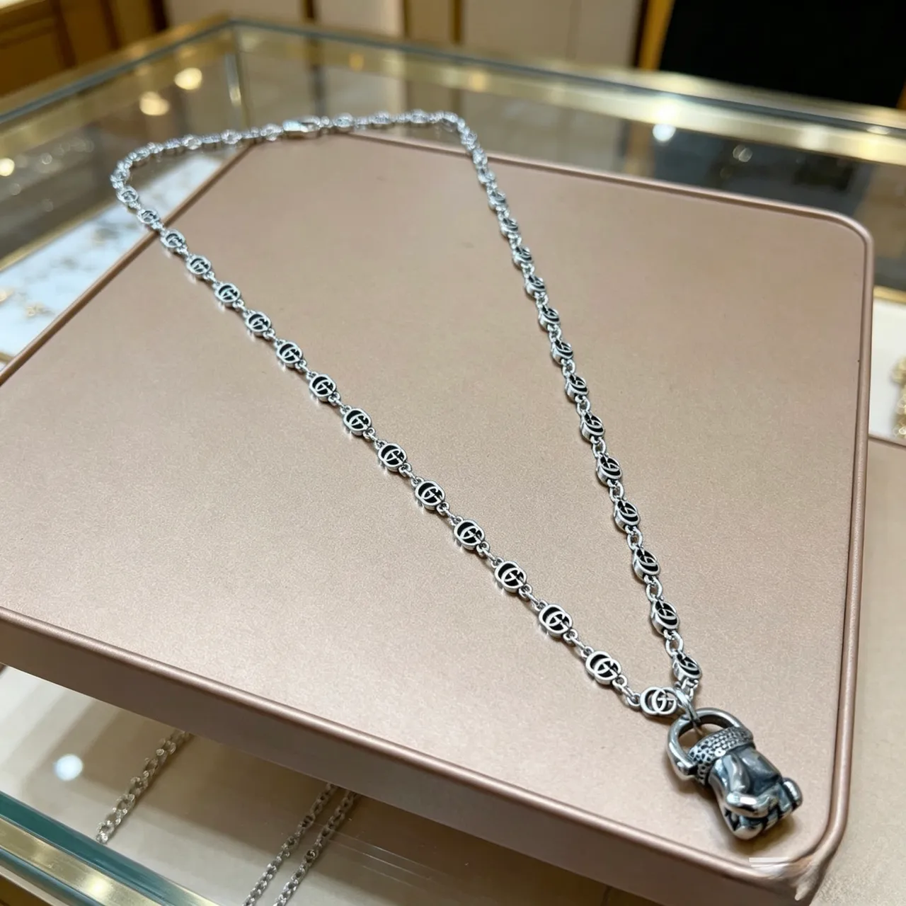 Gucci GG Marmont Fist Pendant Silver-Tone Necklace 6
