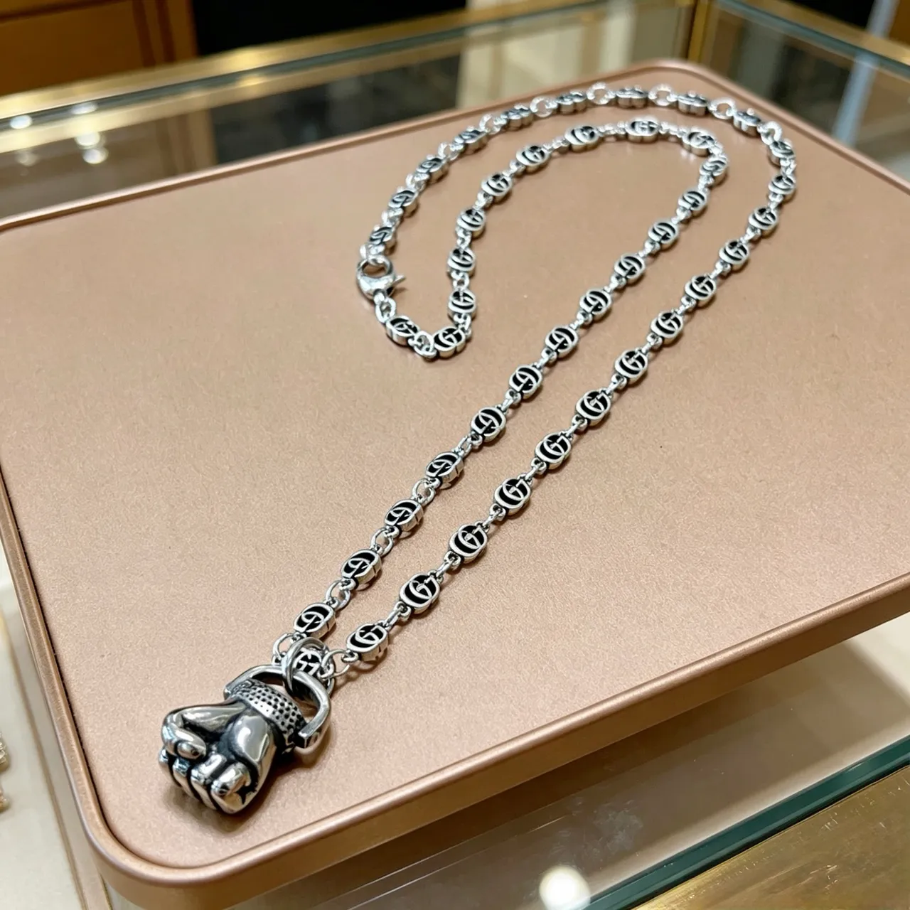 Gucci GG Marmont Fist Pendant Silver-Tone Necklace 9