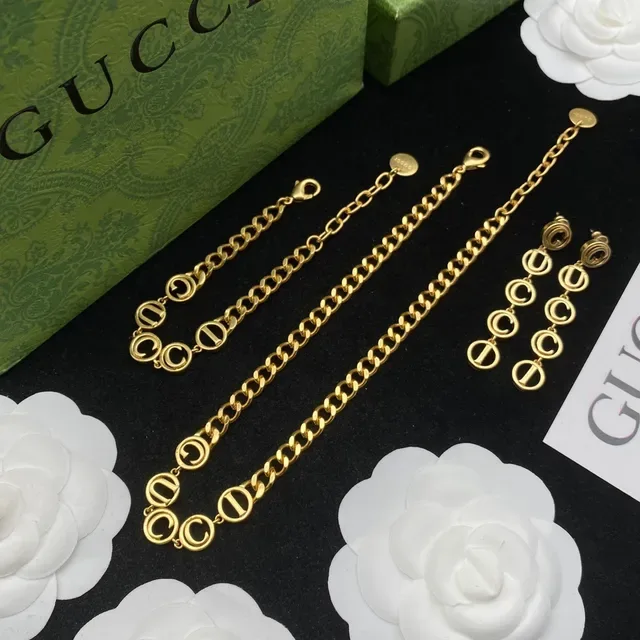 Gucci GG Marmont Gold Black Chain-Link Interlocking G Motif Necklace 8