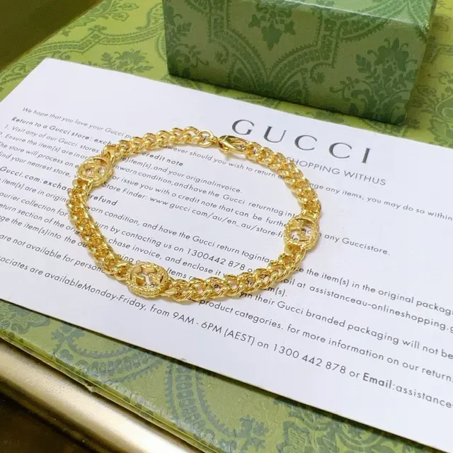 Gucci GG Marmont Gold Chunky Curb-Link Chain Interlocking G Logo Medallions Bracelet 3