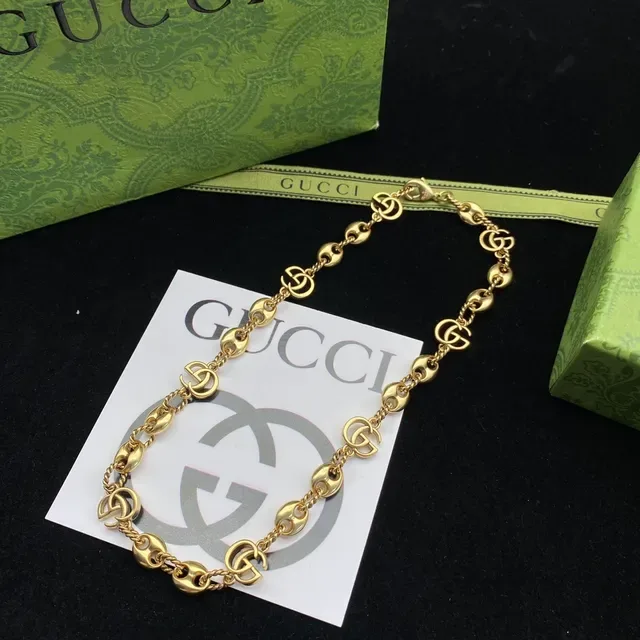 Gucci GG Marmont Gold Interlocking Motif Necklace 3