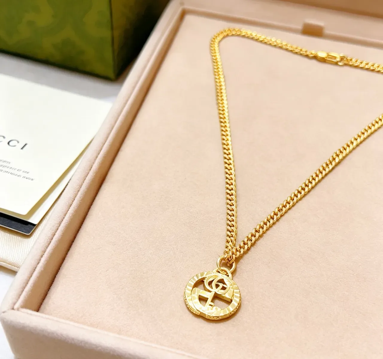 Gucci GG Marmont Gold-Tone Curb Chain Necklace 2