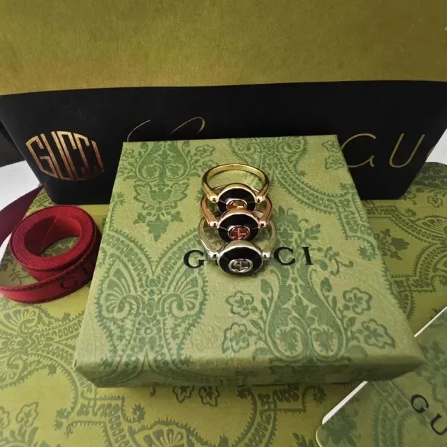 Gucci GG Marmont Oro Verde Anillo Piedra Cabochon Bezel Giratorio 4